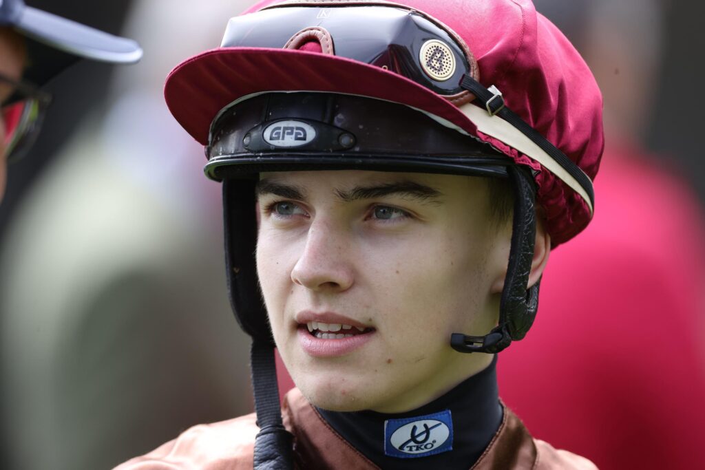 GREWE JOCKEY SIEGT IN CH